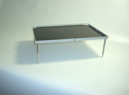 "Stacking platform, small 10.5""x7.5"" with flat mat  (3.0""separation